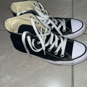 Converse size 6.5 women’s